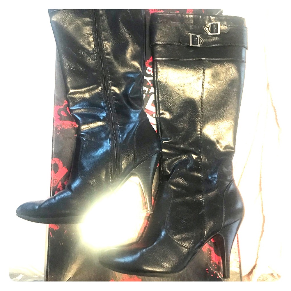 SZ 8 WMN fergalicious  - Performance black boots